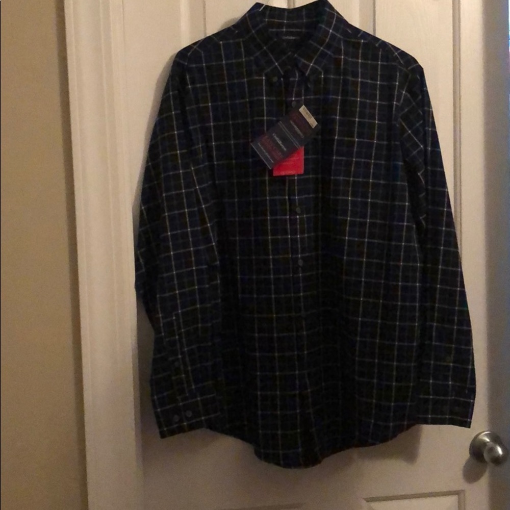 Crofts and barrows NWT blue and green plaid shirt